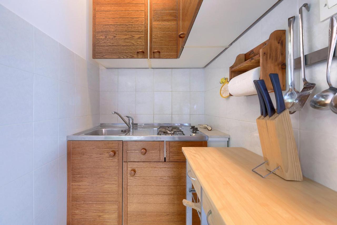Stylish Flats With Two Bedrooms In Premantura Exteriör bild