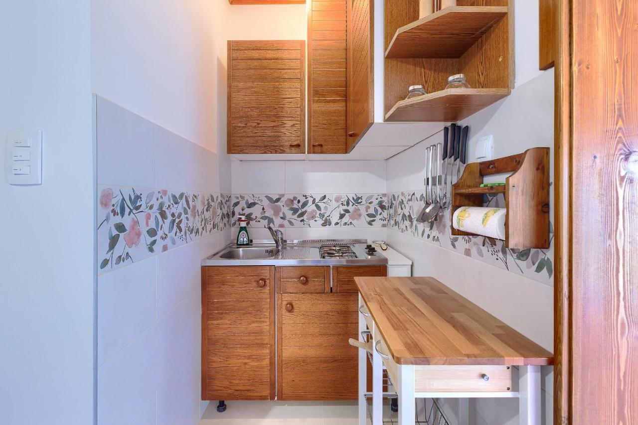 Stylish Flats With Two Bedrooms In Premantura Exteriör bild