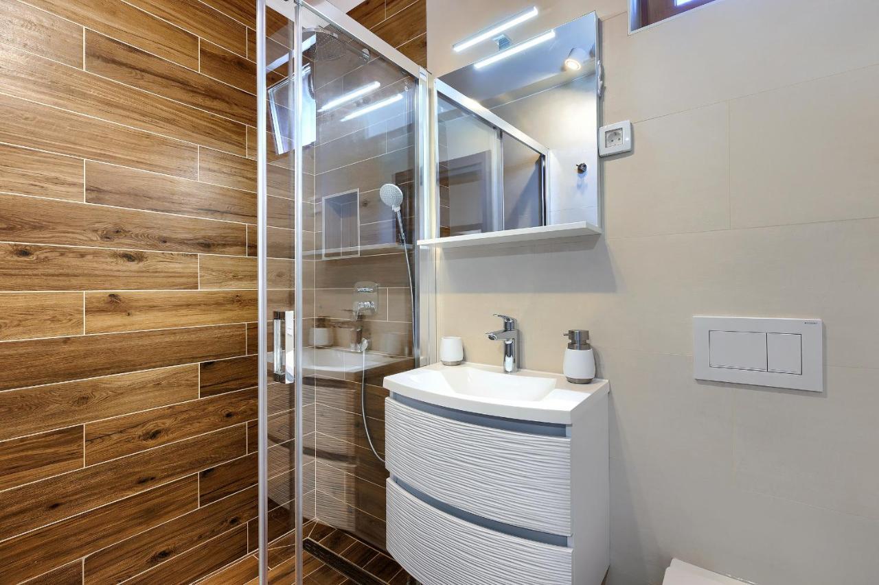 Stylish Flats With Two Bedrooms In Premantura Exteriör bild