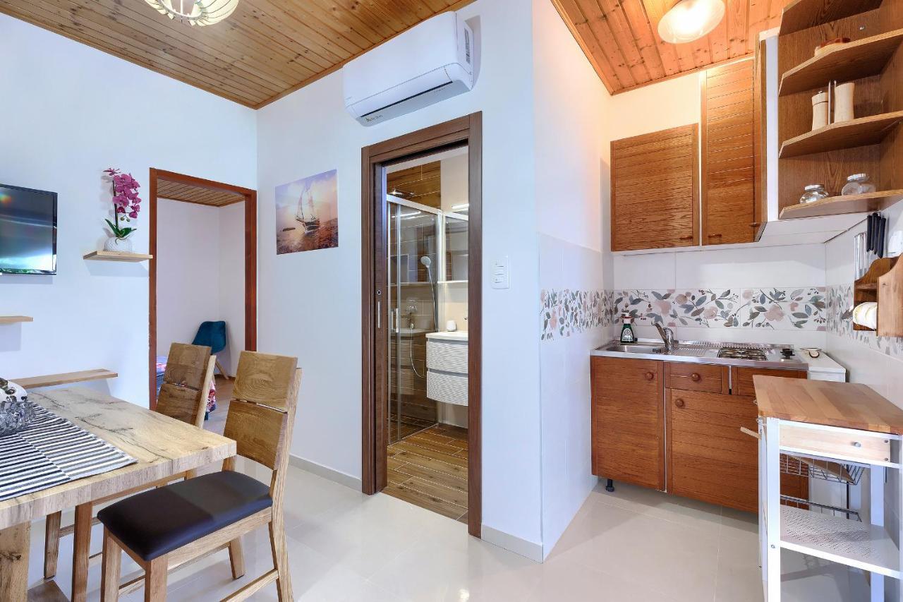 Stylish Flats With Two Bedrooms In Premantura Exteriör bild
